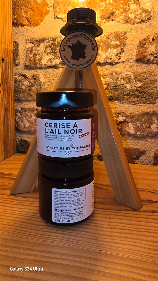Confiture artisanle cerise à l'ail noir